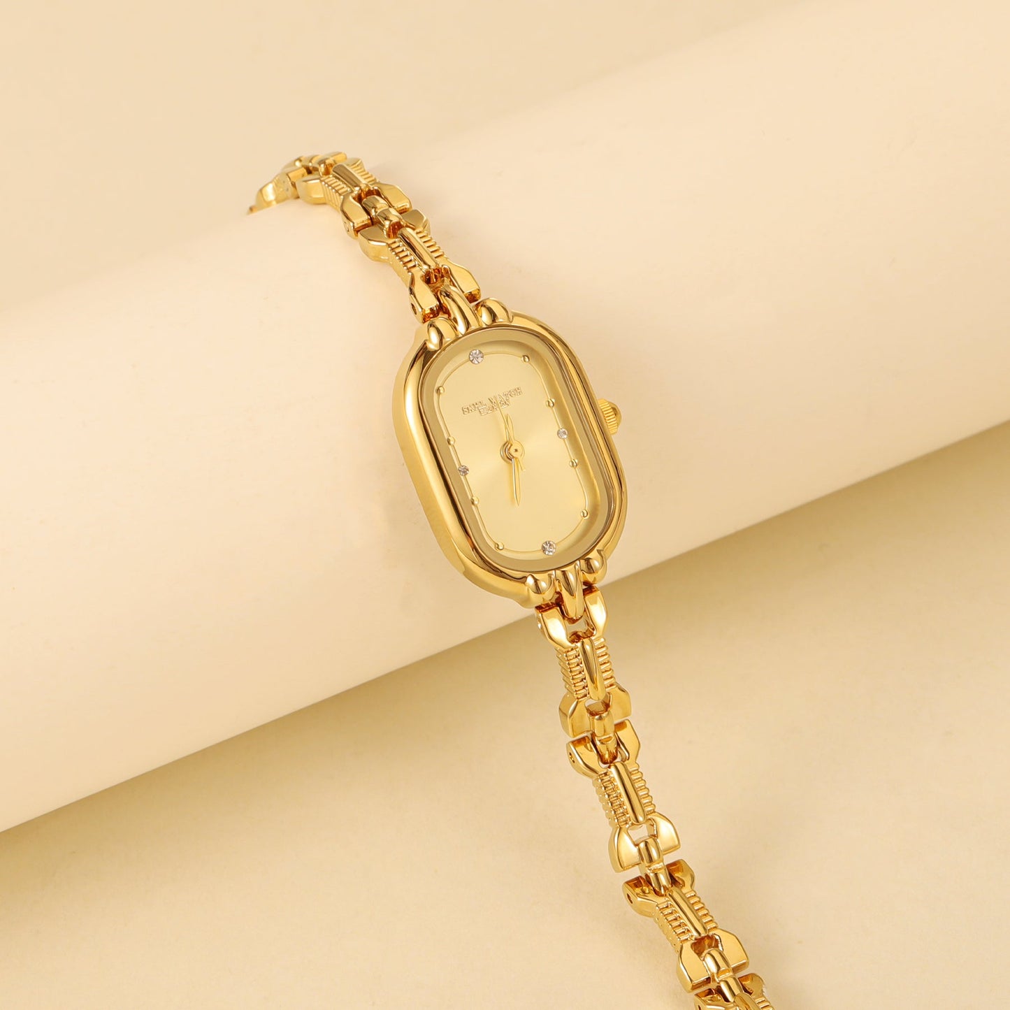 Reverie Vintage Styled Watch